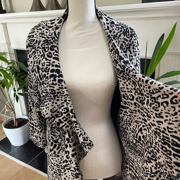 CALVIN KLEIN Women's Black Leopard Open Front Blazer Jacket 3/4 Sleeves Size 8 - Picture 2 of 7